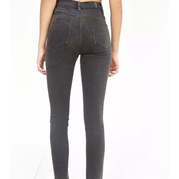 BDG Twig Super-High Rise Skinny Jean - Washed Black - Picture 4 of 13